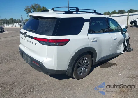 2025 Nissan Pathfinder Sv Fwd z USA, uszkodzony, nr VIN 5N1DR3BA8SC203861